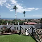 公寓 Sunset And Oceanview 1 Bedroom With Shared Pool 萨洛夫雷